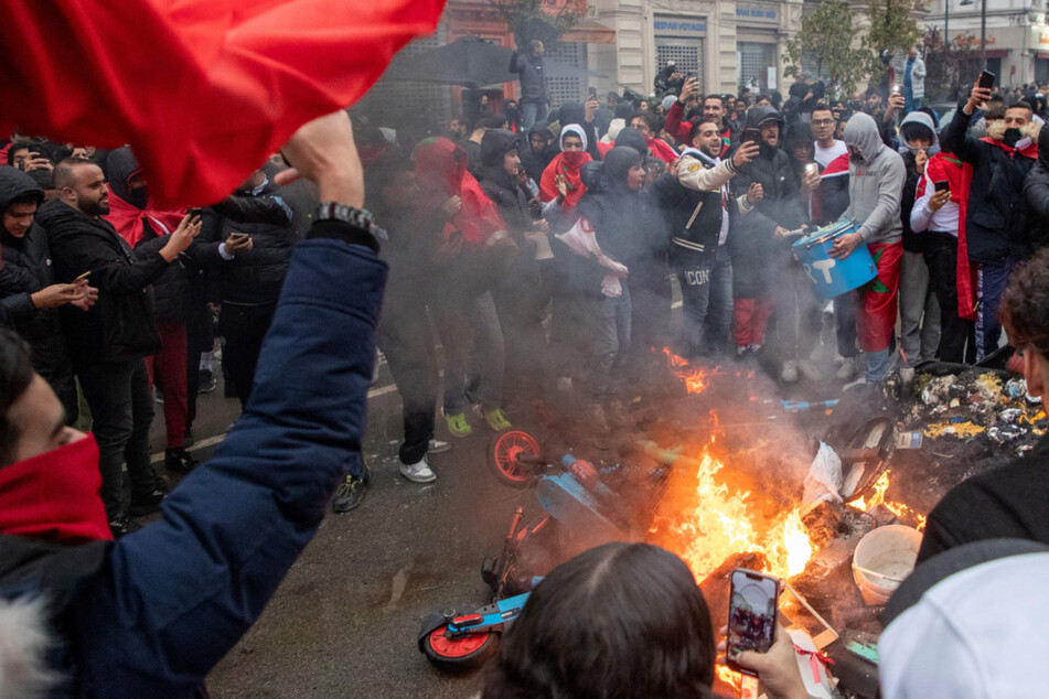 Randale nach Belgien gegen Marokko: Chaoten liefern sich Straßenschlachten mit Polizei