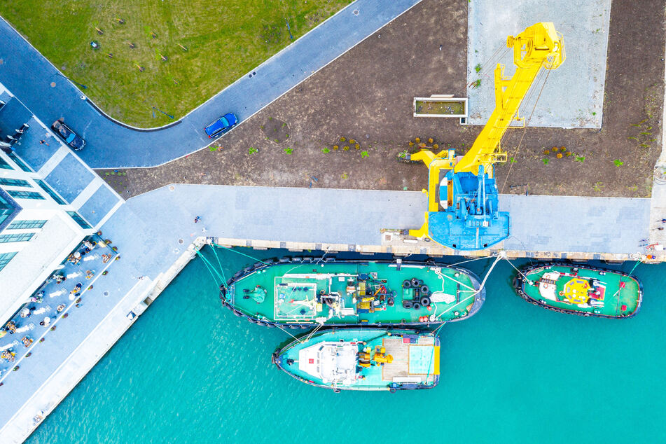 Auf einem Schiff im Hafen von Burgas wurden 11 von 20 Besatzungs-Mitglieder positiv auf das Coronavirus getestet, nachdem ein Mann daran gestorben war. (Symbolbild)