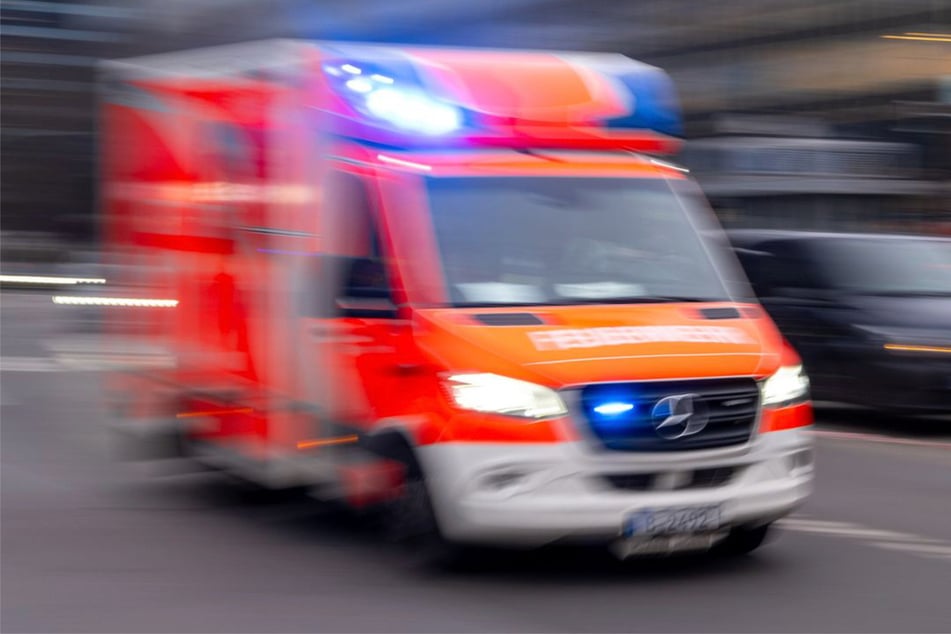 Der Rettungsdienst konnte einen 23-Jährigen nicht mehr retten. (Symbolfoto)