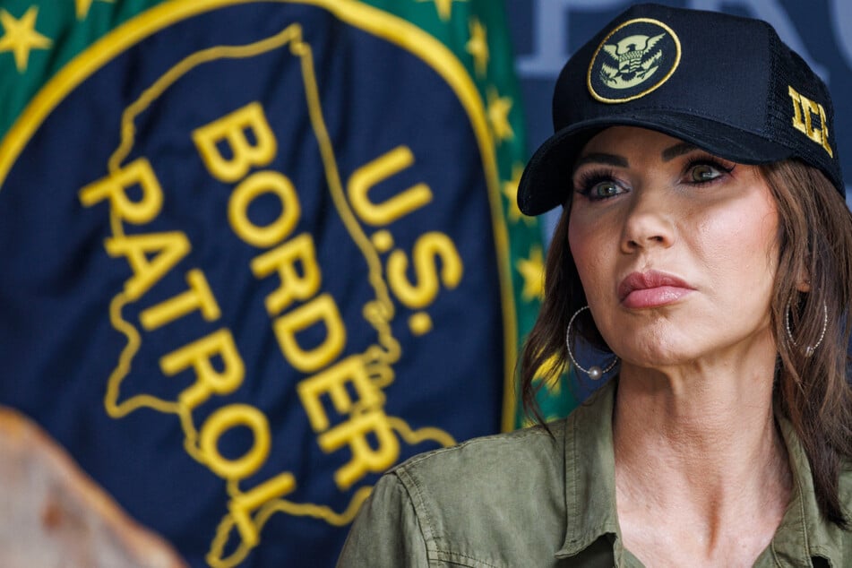 Trump's DHS ends protected status for Somalis: "Go back to your own country"