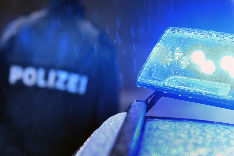 Die Polizei konnte das Schlimmste wohl verhindern und den Verdächtigen in der Nähe eines der Tatorte in Nürnberg festnehmen. (Symbolbild)