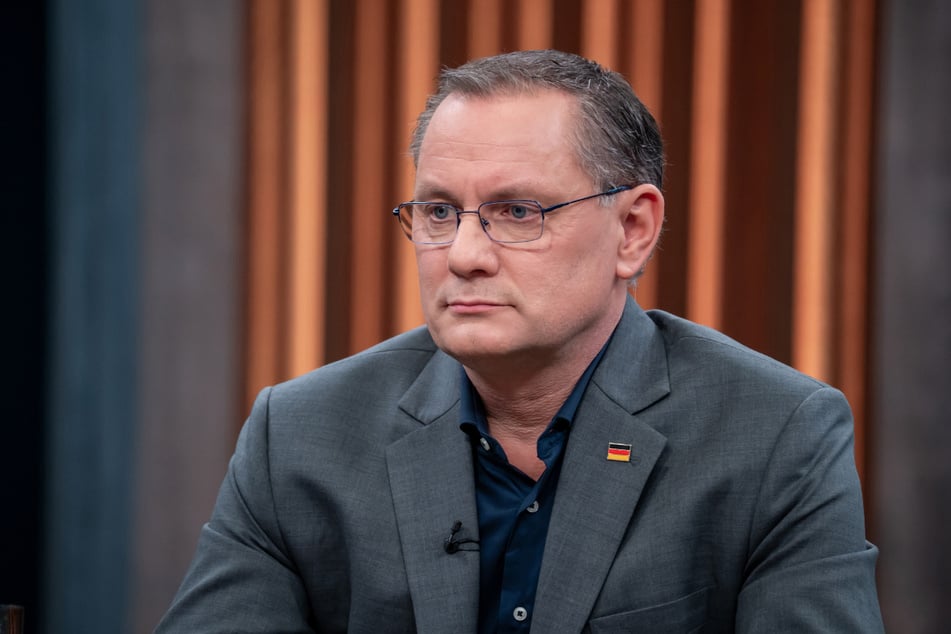 Als zentralen Faktor für den Ausbruch des Krieges nannte AfD-Bundessprecher Tino Chrupalla (50) die westliche Bündnispolitik.