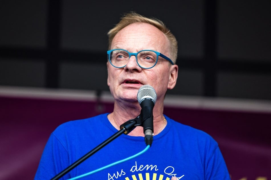 Die Ermittlungen gegen den Kabarettisten Uwe Steimle (63) wurden eingestellt.