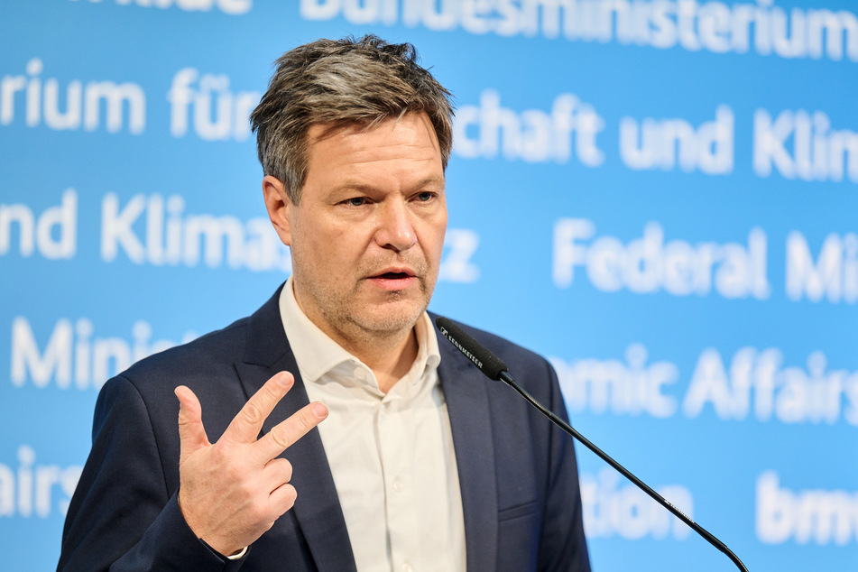 Bundeswirtschaftsminister Robert Habeck (52, Grüne) will neue Gaslieferanten für Europa gewinnen.