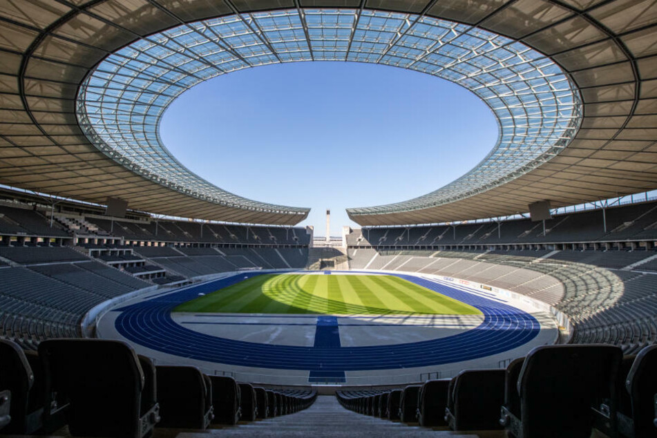 Leere Ränge im Berliner Olympiastadion. Im anstehenden Heimspiel von Hertha BSC am Sonntag gegen den VfL Wolfsburg werden keine Zuschauer in der Arena anwesend sein.