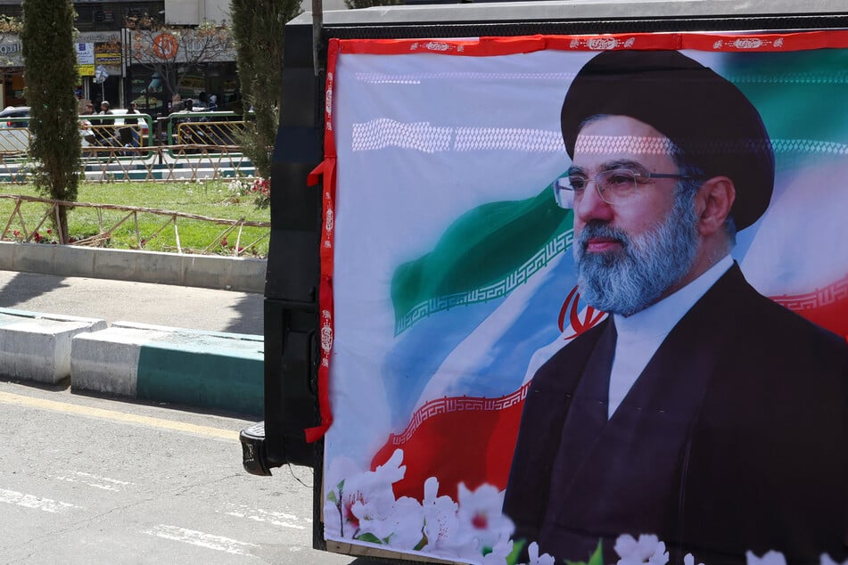 A new report says Iran's new supreme leader, Mojtaba Khamenei, was "gravely wounded" in the US-Israeli strike that killed his father.