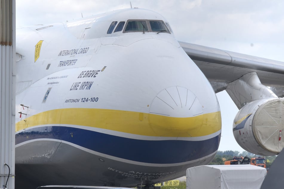 Die modernisierte Antonov AN-124, die Mitte Juli in Leipzig landete, muss noch zertifiziert werden bevor sie den regulären Betrieb antreten darf.