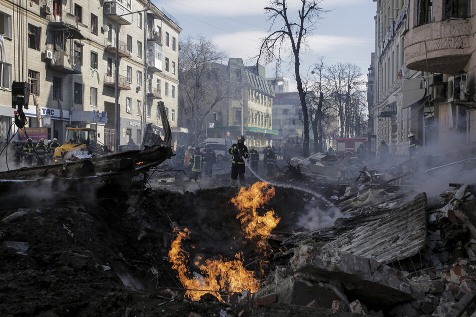 Laut UN sind im Verlauf des Ukraine-Kriegs bislang 691 Zivilisten getötet worden. Dabei handelt es sich aber nur um die dokumentierten Todesfälle, die Dunkelzahl dürfte höher liegen.