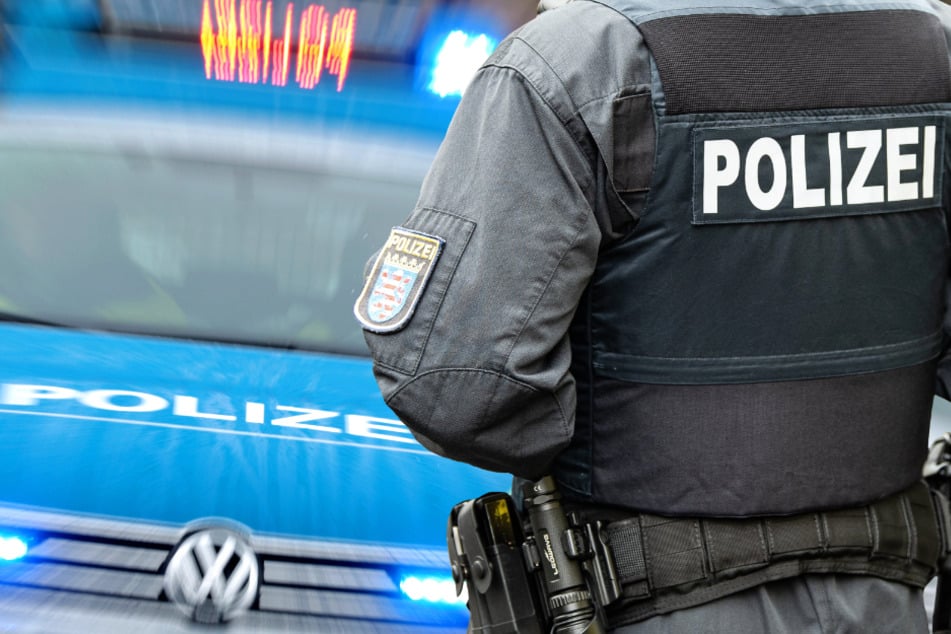 Zwei hessische Bereitschaftspolizisten waren laut Staatsanwaltschaft wohl Teil eines dubiosen Videodrehs in Ludwigshafen. (Symbolbild)