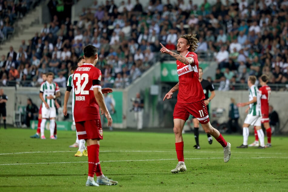 VfB-Sturmkante Nick Woltemade (22, r.) will mit seinen Mannschaftskollegen auch in der Champions League hoch hinaus.