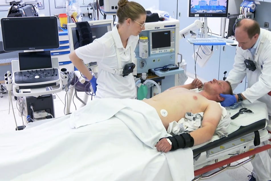 Dramatische Szenen bei "Die Unfallklinik": Droht Lukas nach Sechs-Meter-Sturz der Rollstuhl?