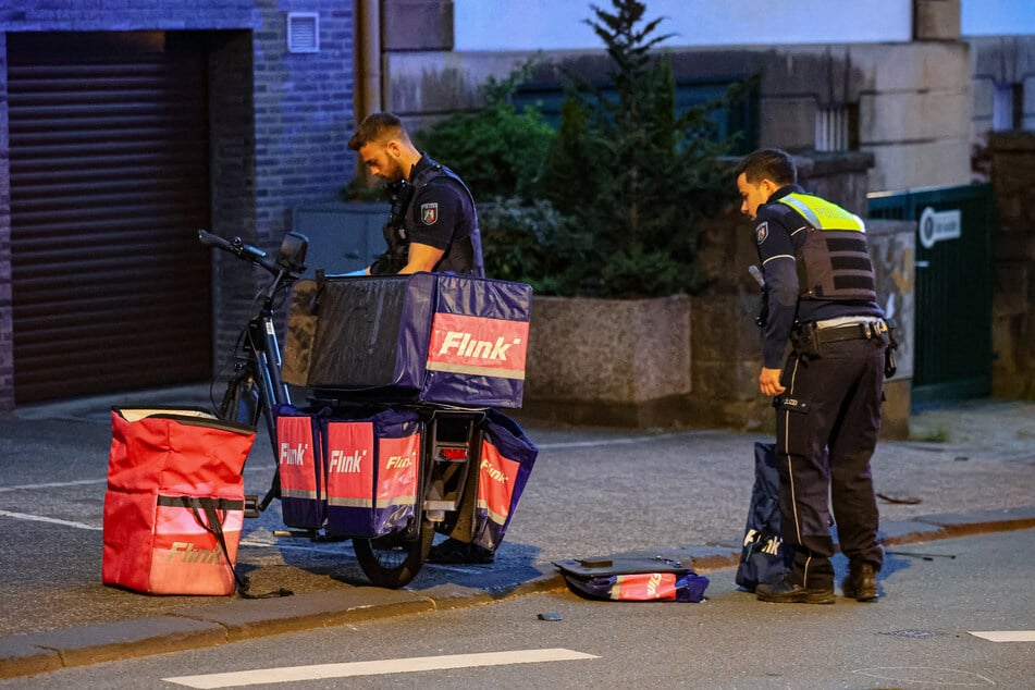 Der Fahrradfahrer wurde bei dem Unfall schwer verletzt.