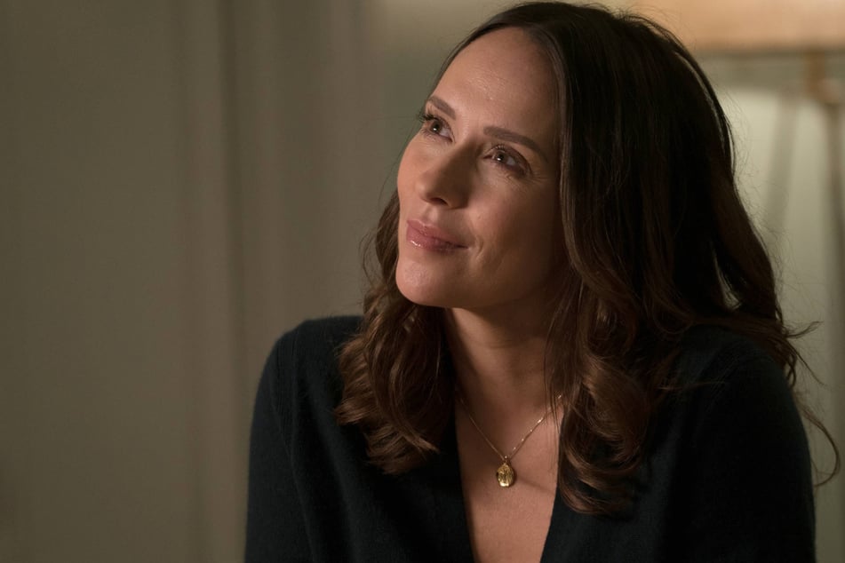 Jennifer Love Hewitt (42) hat einen Sohn namens Aidan James bekommen.