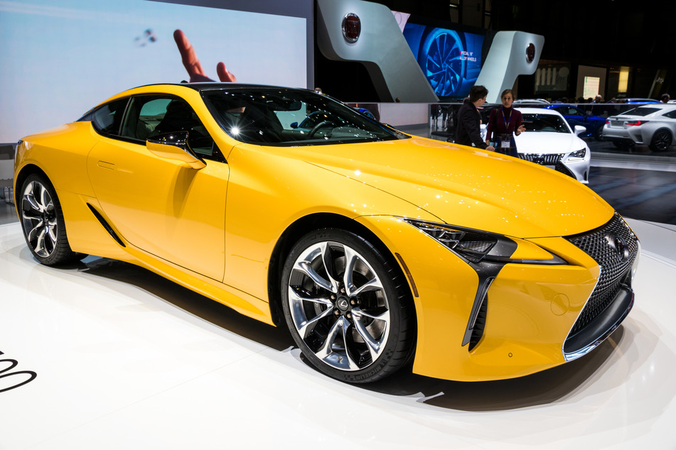 Auch der Lexus LC-500h wird zurückgerufen und repariert. (Symbolbild)
