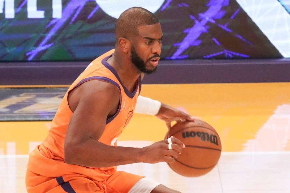 Chris Paul added 15 points for the Suns on Tuesday night.