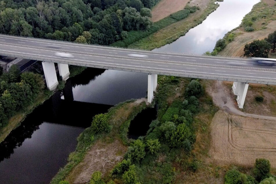 Abriss und Neubau: A14 bekommt neue Muldebrücke