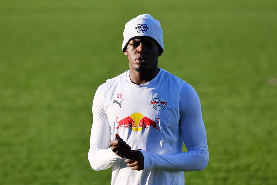 Castello Lukeba (23), der im Sommer RB Leipzig womöglich verlässt, scheint im Saisonendspurt wieder zum Einsatz kommen zu können.