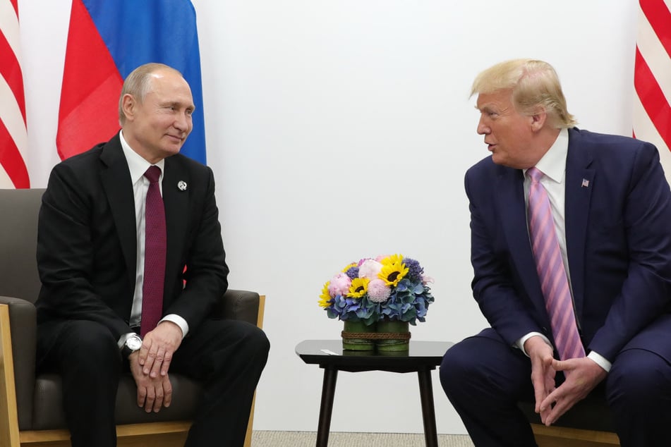 Steve Witkoff revealed that Vladimir Putin (l.) commissioned a portrait of Donald Trump (r.) after the US president survived an assassination attempt last year.