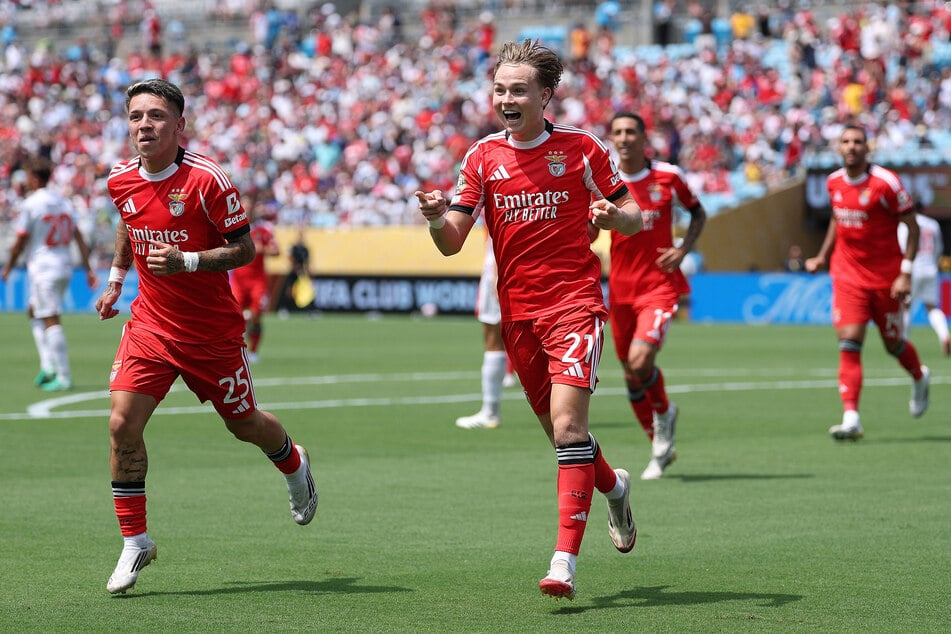 Andreas Schjelderup (21) erzielte für Benfica Lissabon das 1:0 gegen den FC Bayern München bei der Klub-WM.