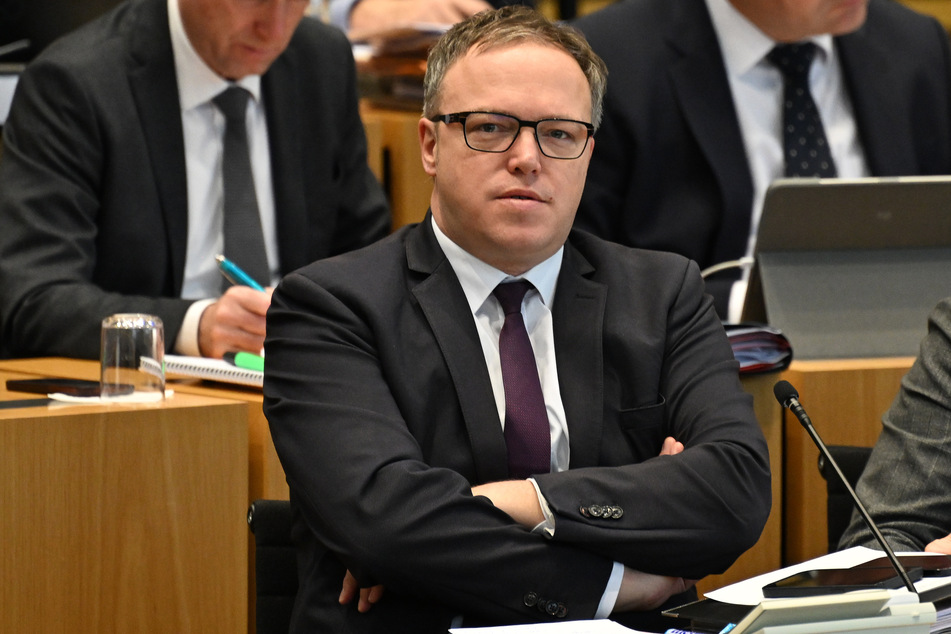 Thüringens CDU-Chef Mario Voigt (46) betonte, dass es "Feinabstimmungen" im Hinterzimmer nicht geben werde. (Archivbild)