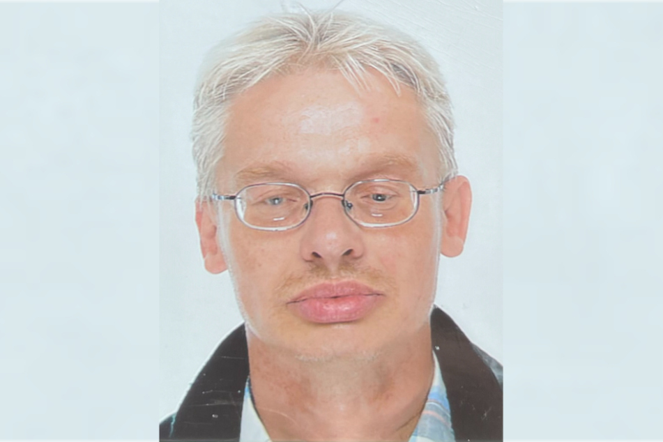 Der 62-jährige Andreas R. aus Norderstedt wird seit Mittwoch vermisst. Die Polizei bittet bei der Suche nach ihm um die Mithilfe der Bevölkerung.