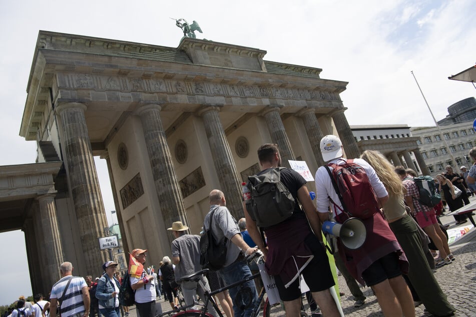 Berlin: Nächste Demonstration: Tausende sind unzufrieden mit der Corona-Politik
