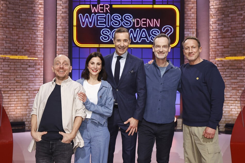 "Wer weiß denn sowas?" trifft "Tatort": Diese prominenten Gäste quizzen diese Woche