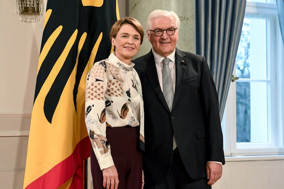 Bundespräsident Frank-Walter Steinmeier und seine Frau Elke Büdenbender beim Neujahrsempfang im Schloss Bellevue.