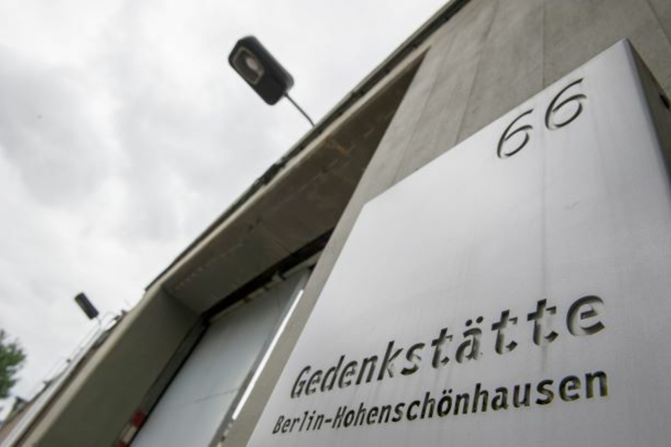 In der Stasi-Opfer-Gedenkstätte wurden Mitarbeiterinnen mutmaßlich belästigt.