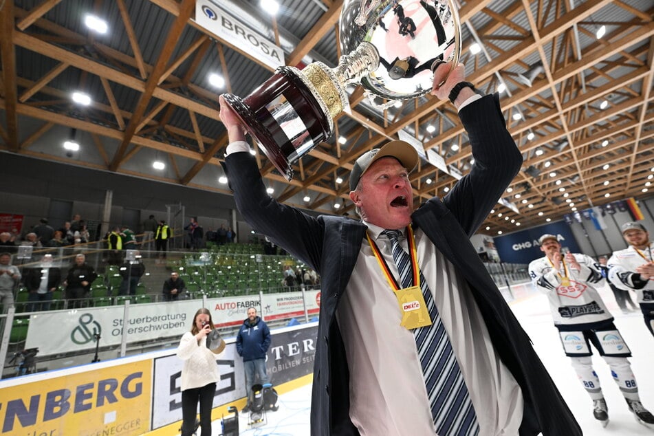 Niklas Sundblad (52) ist der Meistercoach - bald auch Trainer des Jahres 2025?