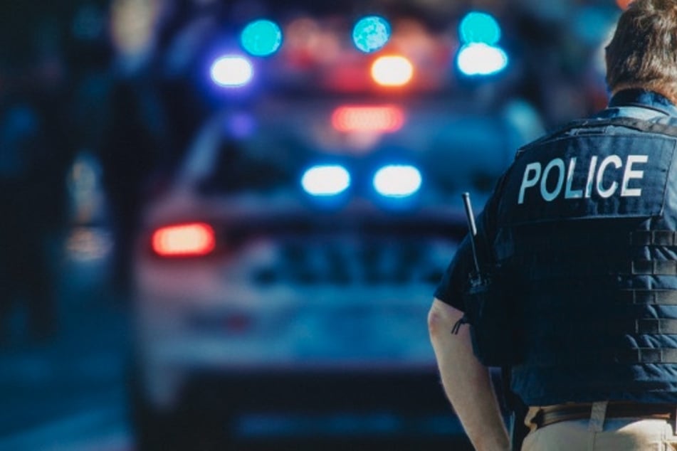 Susan wurde mit einem Kopfschuss und weiteren lebensgefährlichen Verletzungen von der Polizei gefunden. (Symbolbild)