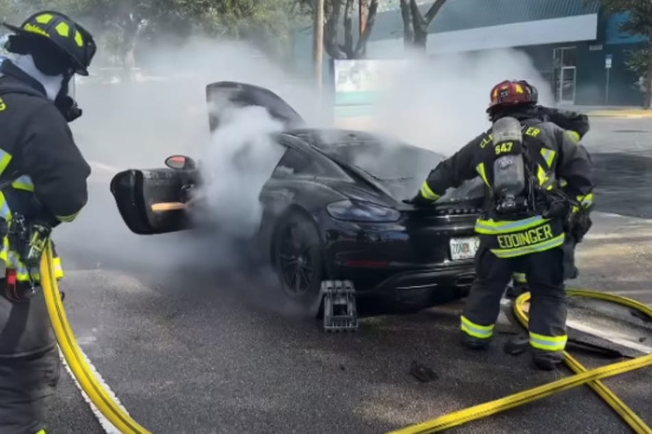 Die Feuerwehr kümmerte sich um den Rest.