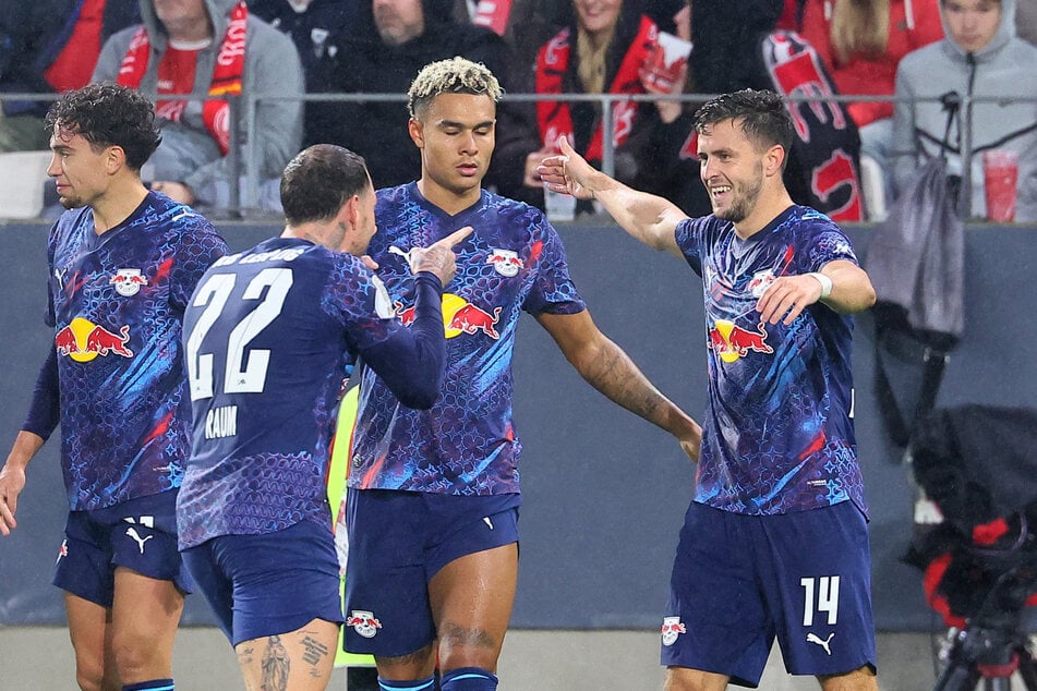 Erst die Wechselspieler sorgten für die Wende. Allen voran Christoph Baumgartner (r.), der die beiden Treffer erzielte.