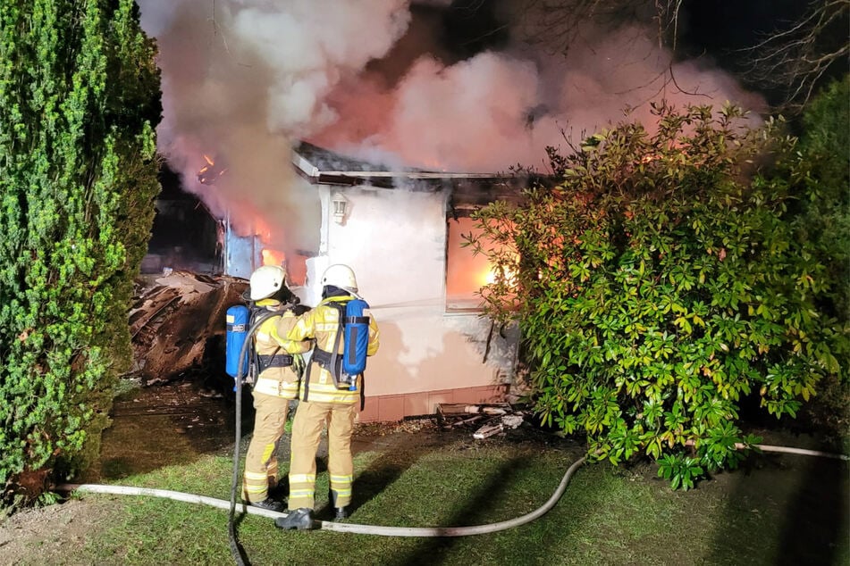 Bis in die frühen Morgenstunden waren die Kameraden im Einsatz.
