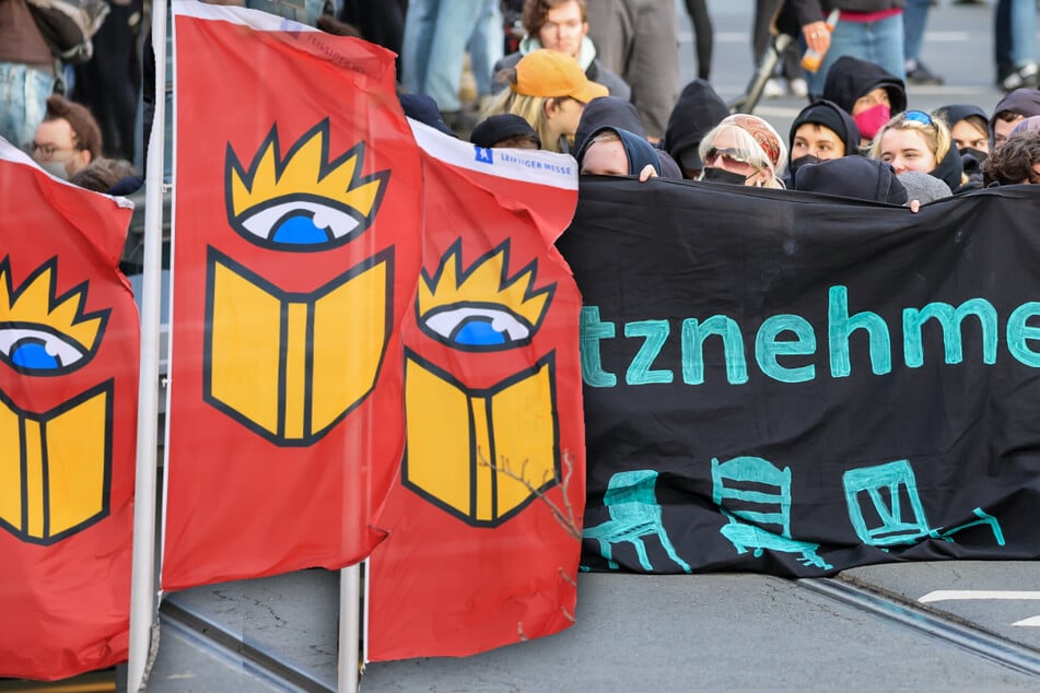 Buchpreis-Eklat schlägt Wellen: Leipziger Bündnis schießt gegen Verfassungsschutz und kündigt Protest an