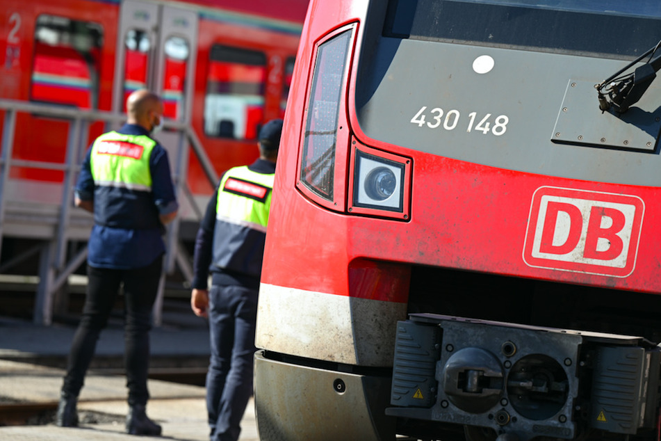 Nach einem Unfall in Nördlingen kommt es in Schwaben noch immer zu Verzögerungen im Fahrplanablauf. (Symbolbild)