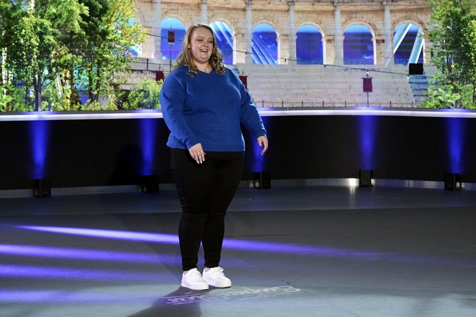 Daniela Zadoin aus Magdeburg will die Jury mit dem Song "Ja" der Band Silbermond überzeugen.