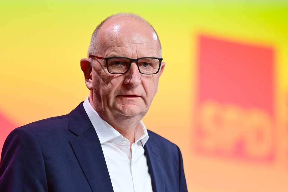 Ein Treffen mit Brandenburgs Ministerpräsident Dietmar Woidke (59, SPD) sei nicht geplant.