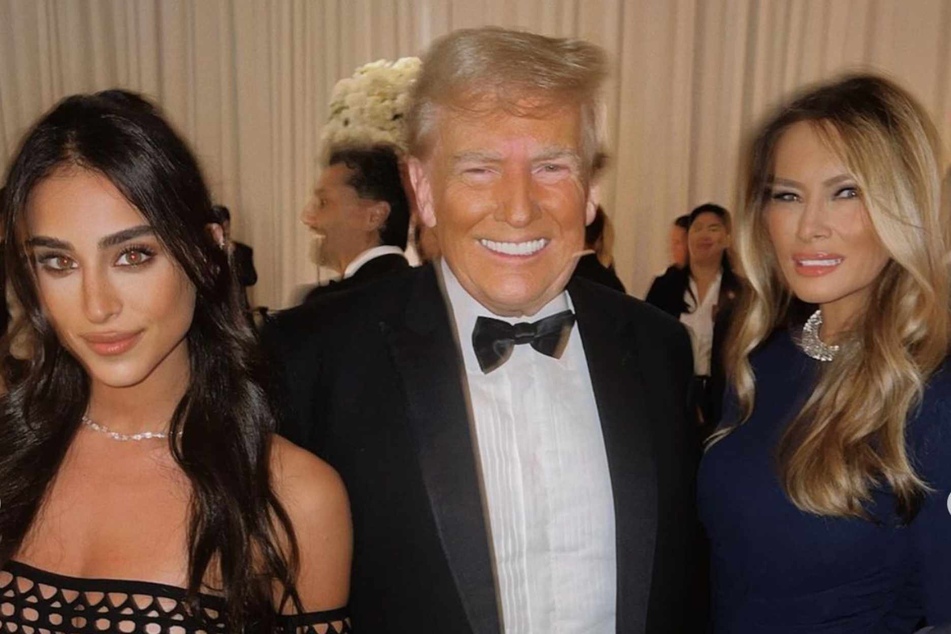 Last week, Israeli model Noy Tawil (l.) shared a photo of herself on social media with Donald Trump (c.) and his wife Melania Trump (r.).