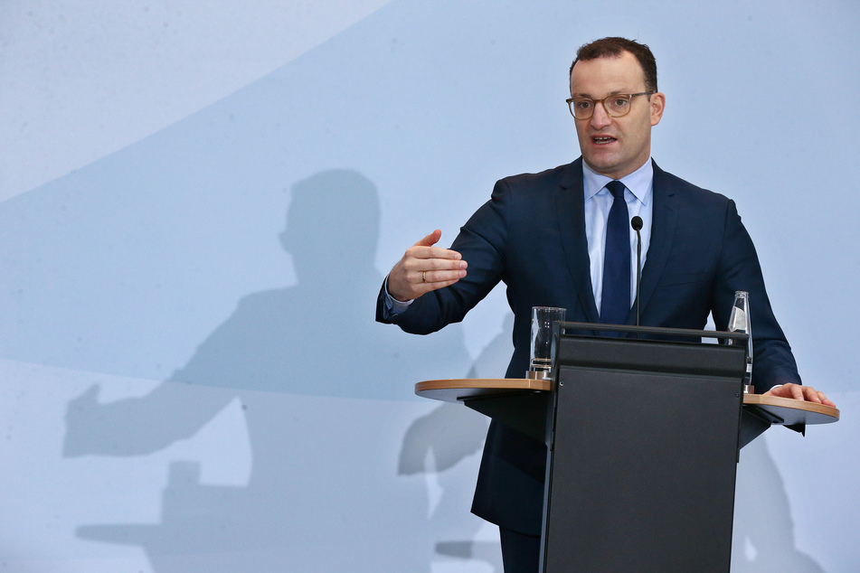 Bundesgesundheitsminister Jens Spahn (CDU) will für ausreichend Corona-Impfstoff in Deutschland sorgen.