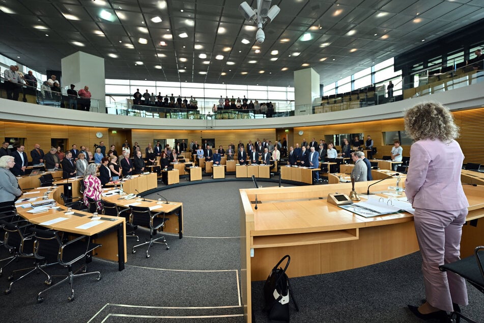 Im Thüringer Landtag gab es am Mittwoch eine Schweigeminute.