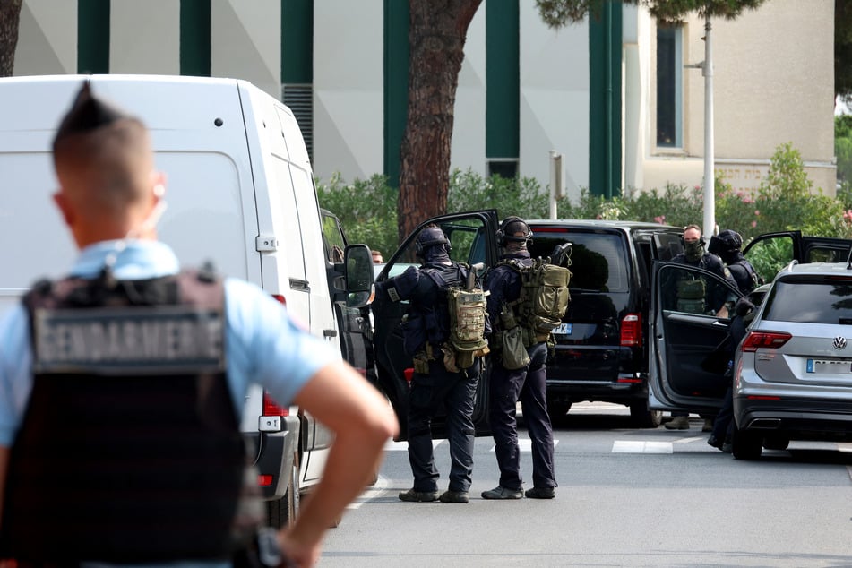 Ob und wie viele Menschen verletzt wurden, ist noch unklar.