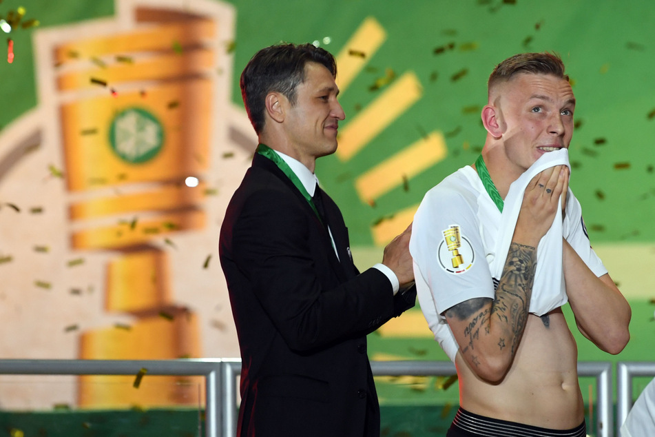 Gewannen 2018 gemeinsam den DFB-Pokal: Niko Kovac (48) und Marius Wolf (25).