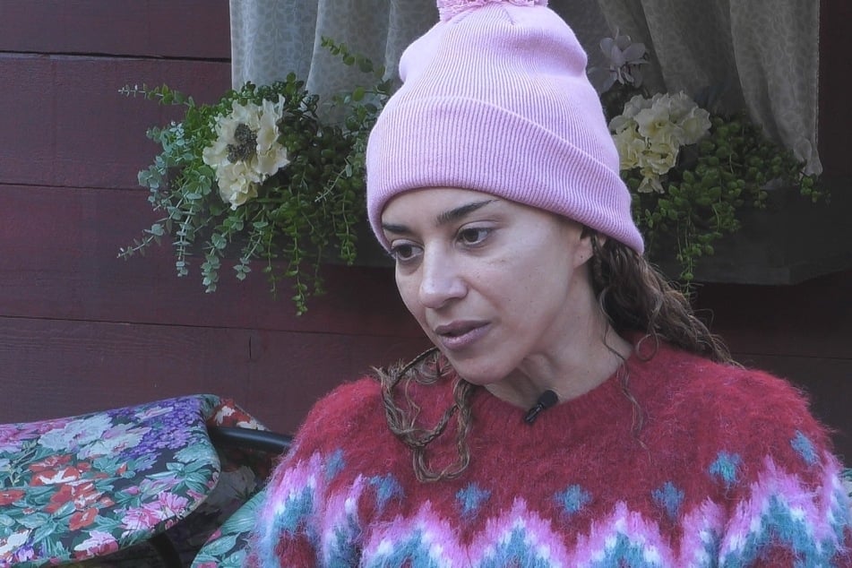 Nadja Benaissa (44) wurde wegen einer Dehnübung sexualisiert.