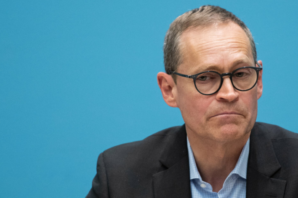 Michael Müller (SPD), Berlins Regierender Bürgermeister, spricht bei einer Pressekonferenz.