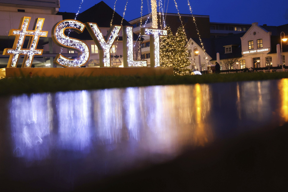 Sind Partys an Weihnachten für die steigenden Infektionszahlen auf Sylt mitverantwortlich?