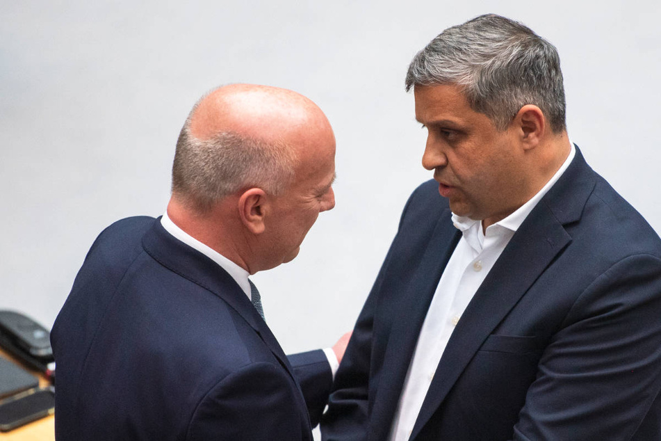 SPD-Chef Saleh geht von eigener Mehrheit aus und verurteilt "Lüge" von "Rechtspopulisten und Nazis"