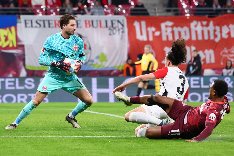 Kevin Trapp erwischte einen guten Abend, hielt seine Frankfurter ein ums andere Mal mit starken Paraden im Spiel.