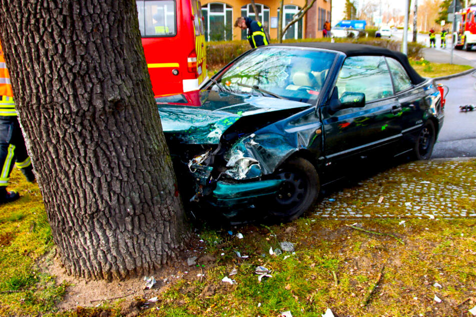 Auf Drogen am Steuer? Zwei Kinder nach Unfall im Krankenhaus