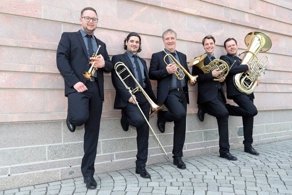 Zum Leipziger Ensemble "Classic Brass" gehören (v.l.n.r.): Zoltán Nagy, Szabolcs Horváth, Gründer Jürgen Gröblehner, Christian Fath und Roland Krem.